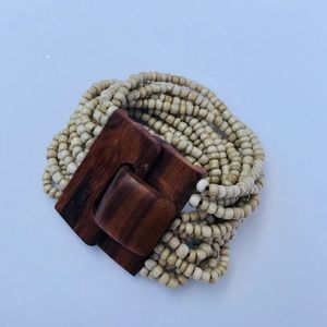 Beautiful elastic beaded bracelet with real wood